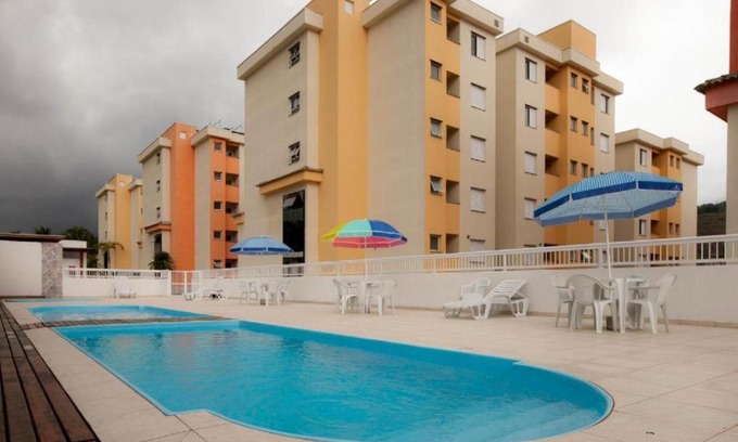 Ipiranguinha Apartamento | Apto Lazer 3 piscinas, ar condicionado, quadra, churrasqueira e parquinho