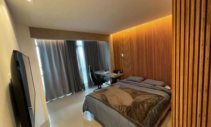 Meia Praia Apartamento | Apto Quadra mar e vista mar prox do aeroporto e Beto Carrero World Navegantes