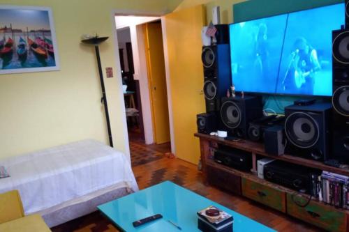 Sao Geraldo Apartamento | Apto SHOW! Perto do Aeroporto(3km) e Centro (4km).
