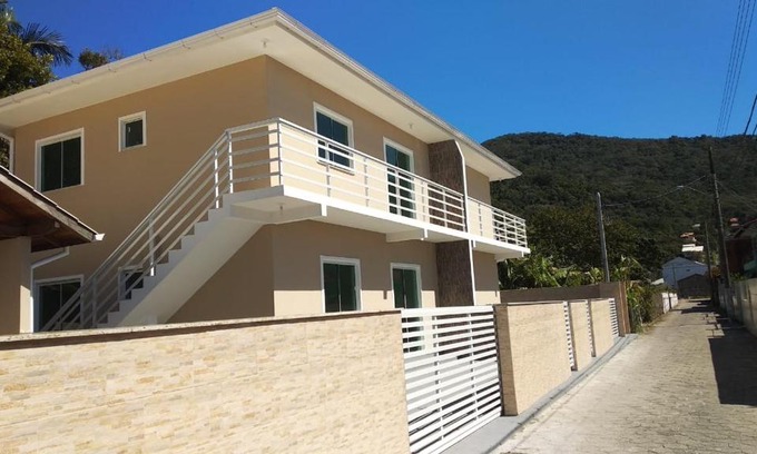 Armacao Apartamento | Apto sul da Ilha 02