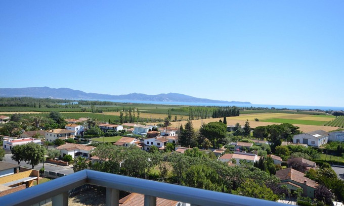 Bon Relax Apartamento | Apto TCanigo 8D - Piscina y parking comunitarios, Wifi, A/A, vistas fantásticas.