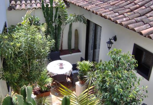 El Guincho Apartamento | Aptos Monasterio de San Antonio 1