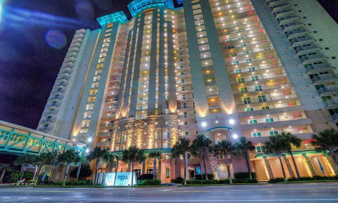 Panama City Beach Condominio | Aqua Beach Resort by Aneliya's Rentals