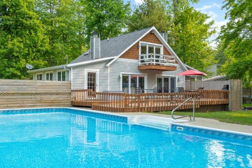 Union Pier Casa | Aqua Breeze
