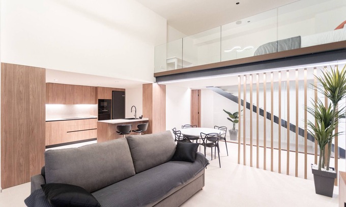 Penya-roja Apartamento | Aqua Suites Ciudad de las Artes II. A/A + 6 Pax