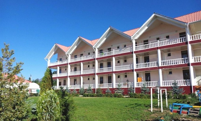 Cholpon-Ata Hotel | Aquamarine Inn