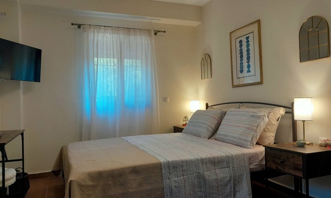 East Mani Apartamento | Aquamarine -Mani Peninsula