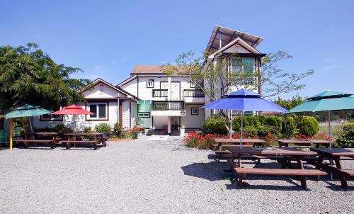 Iwon Casa | Aquapia House