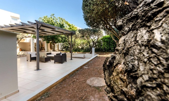 Glyfada Casa | Aquarius - Glyfada Detached House