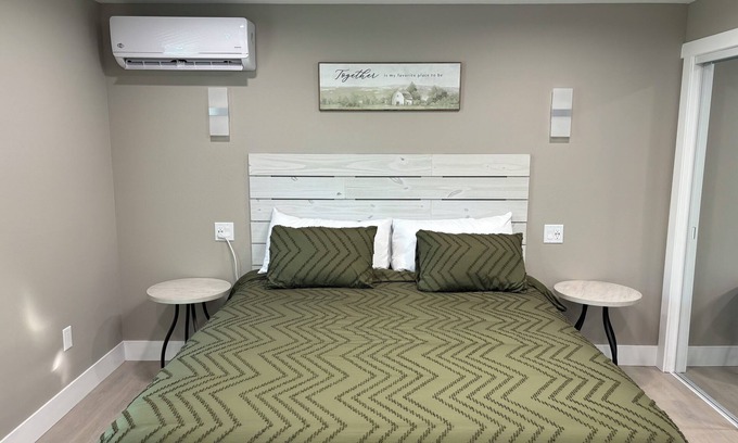Benton Cabina | AR35 Cabin within 10 min of Benton