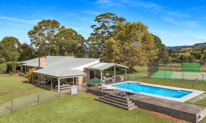 Meroo Meadow Casa | Araluan - Ideal Country Escape