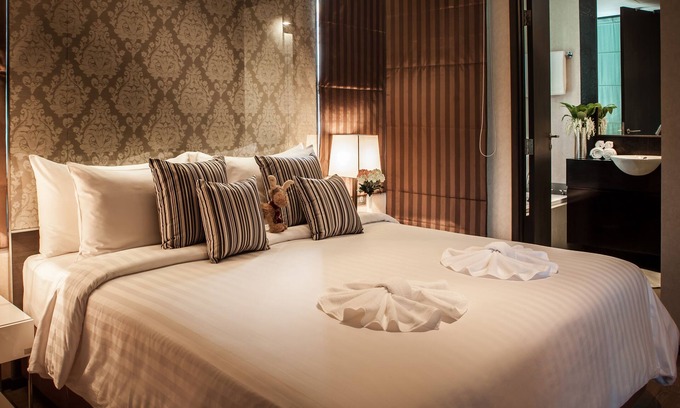 Ploenchit Hotel | Arcadia Residence Ploenchit Bangkok by Compass Hospitality
