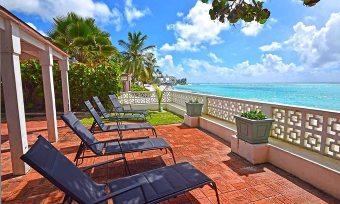 Worthing Casa | Arcadia Summary: Arca