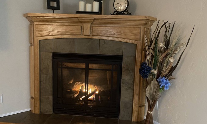 Arcata Casa | ARCATA cozy 2-bedroom with fireplace, close to downtown and Cal Poly Humboldt