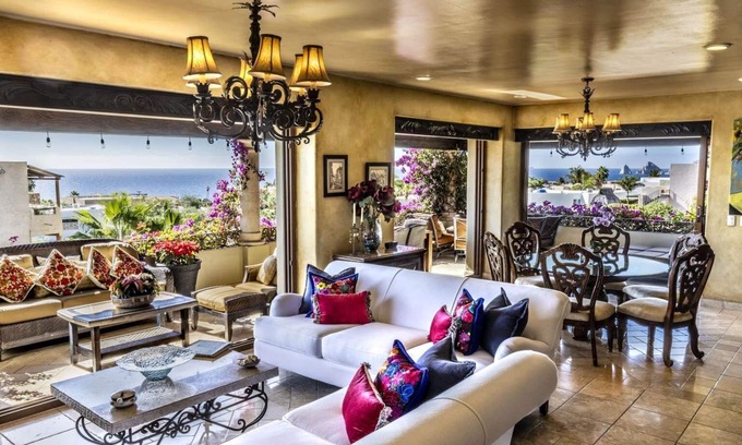 Cabo Bello Villa | Arch/Lands End Oceanviews - 4200 sq ft Luxury Villa, Private Beach