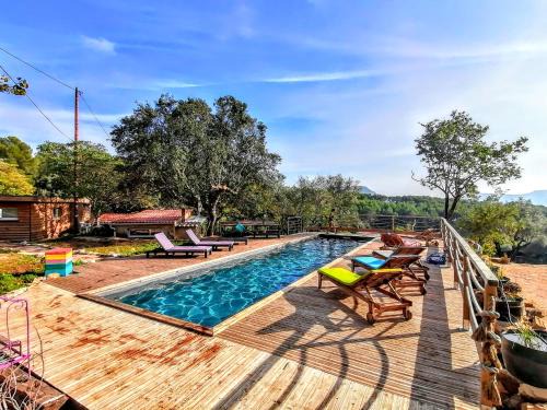 Le Beausset Casa | Arche de Noé atypique, bohème , nature, piscine chauffée de Pâques à Toussaint , spa , sauna , loisirs