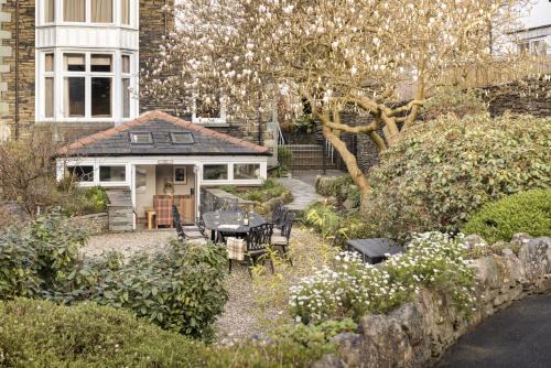 Ambleside Casa | Archie's