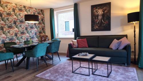 Geesthacht Apartamento | ARCHIPEL - Balkon - nahe Hamburg - Lounge - Smart TV - Parking