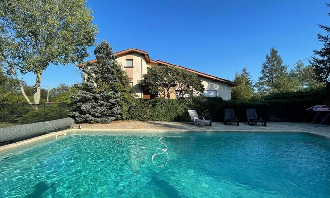 Pommiers Cabaña | Villa con Piscina Privada, Jardin, y Cocina de Verano en el Corazón del Forez