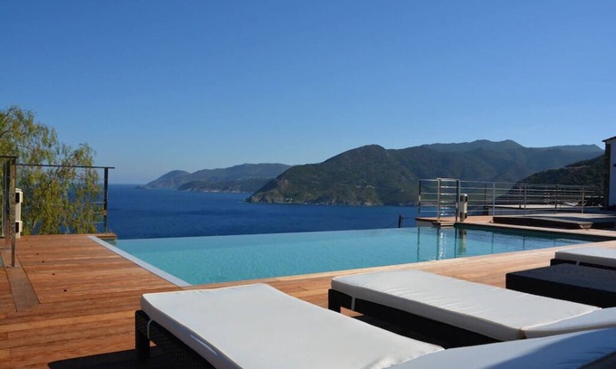 Pino Casa | Architect's villa in Cap Corse