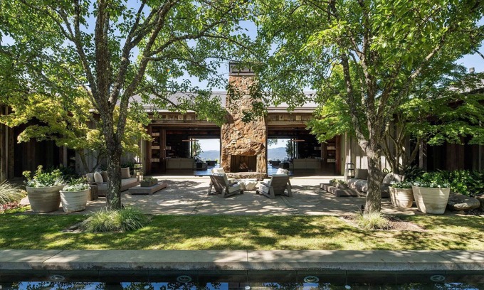 Napa County Casa | Architectural Estate in Napa