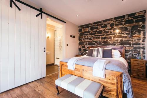 Bailliesmill Villa | Archway 1 Cosy, En-suite, Retreat