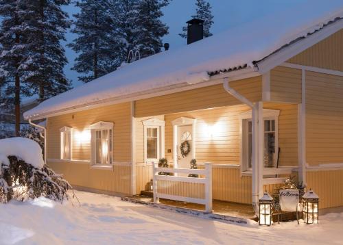 Napapiiri Casa | Arctic Circle Home close to Santa`s Village