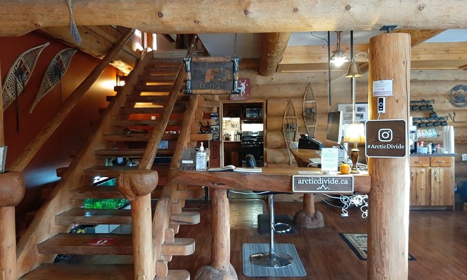 Dease Lake Cabina | Arctic Divide Lodge