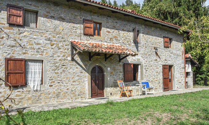 San Romano in Garfagnana Casa | Are you dreaming of an authentic Tuscany vacation in idyllic tranquility? Then this beautiful vacati