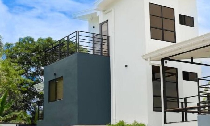 Villa Bonita Cabina | Arenal Dream Lodge. Front-Row Volcano Views!