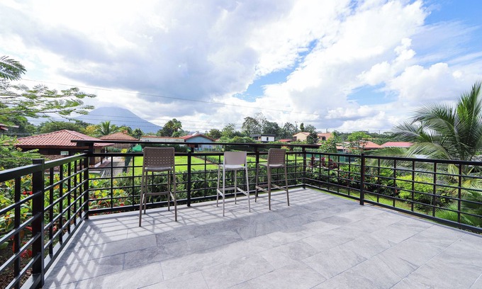 La Fortuna Chalet De Esquí | Arenal Volcano View Villa