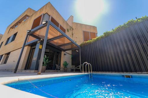 Peña Grande Casa | Ares Rentals Álvaro Cunqueiro Madrid