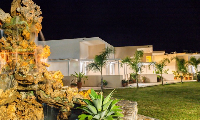 Paralia Kourna Casa | Argiri Apartments & Suites