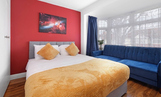 Norwood Green Apartamento | Argyll Rooms 4 Self-Contained Studio with En-Suite