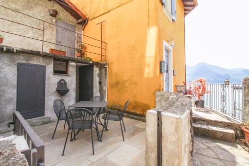 Santa Maria - Rezzonico Apartamento | Aria di Lago