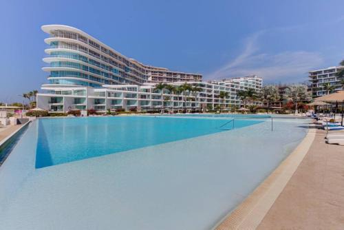 Flamingos Casa | Aria Ocean
