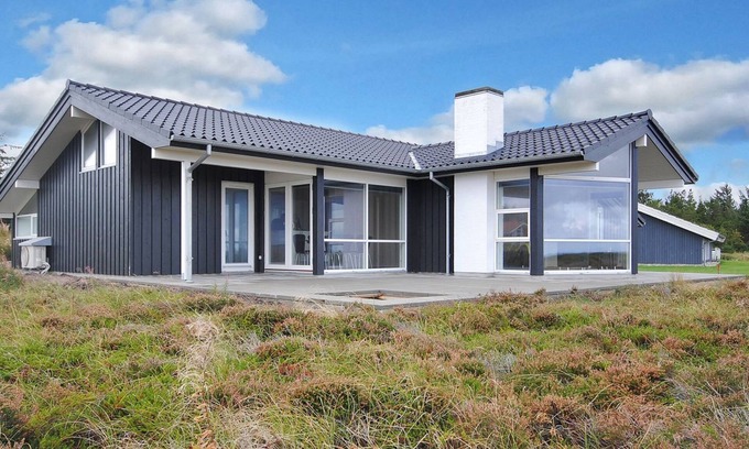 Trend Casa | "Arisa" - 100m to the fjord by Interhome