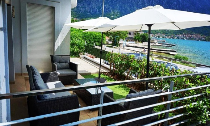 Risan Apartamento | Ariya mare apartman Risan Montenegro, na plaži