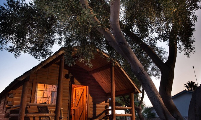 Ehrenberg Cabina | Alquiler de cabaña rústica en Arizona Oasis Capacidad 4