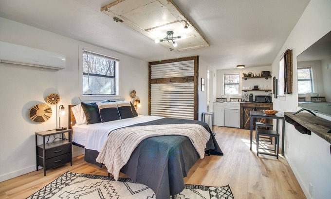 Gentry Apartamento | Arkansas Retreat - Fire Pits, Grills & Near Lakes!