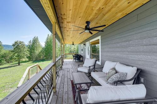 Jasper Casa | Arkansas Retreat with Deck, Fire Pit and Mtn Views!