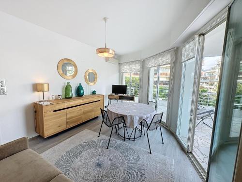 Pointe Croisette Apartamento | ARM1 - Beau 2 pièces avec terrasse d'angle
