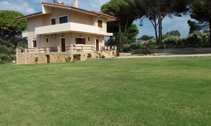 Pyrgos Apartamento | Armiriki Apartments
