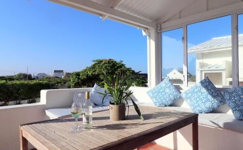 Waenhuiskrans Casa | Arniston Holiday Cottage