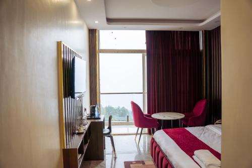 Chharabra Hotel | Aroma & U