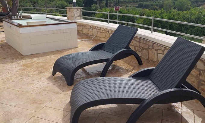 Asteri Casa | Aromato-kipos casa para 4 personas, pueblo de Asteri.