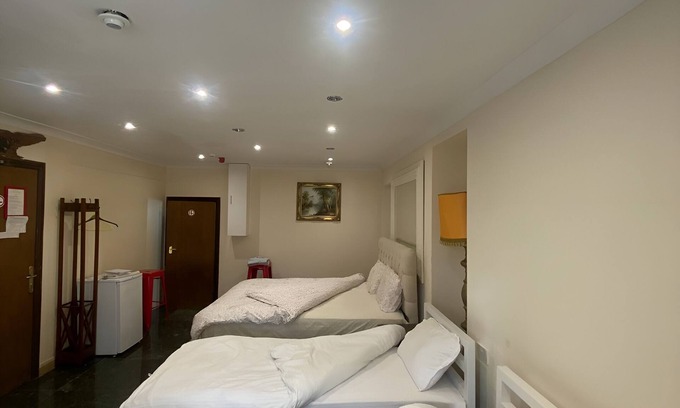 Ealing Common Casa | Aron Guest House