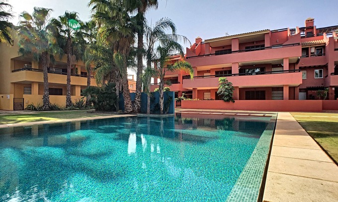 Mar de Cristal Apartamento | Apartamento con vista a la piscina, wifi gratis, balcón.