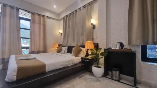 Tapovan Hotel | Around stays-Om Blessed Cottages Tapovan, Rishikesh
