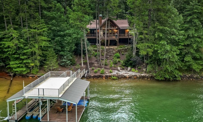 Wilscot Cabina | Around The Bend On Lake Blue Ridge